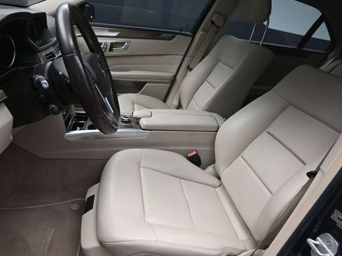 Used 2016 Mercedes-Benz E 350 Sedan image 18