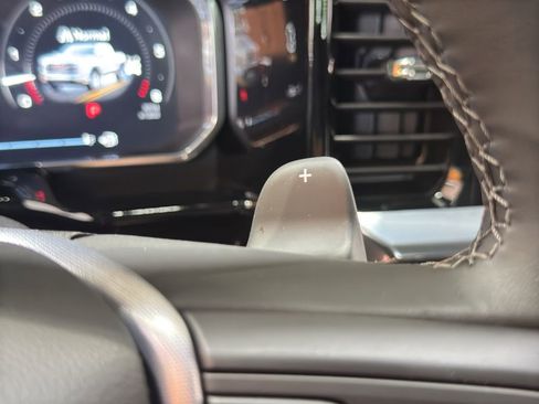 New 2026 GMC Sierra 1500 SLT w/ SLT Premium Plus Package image 29