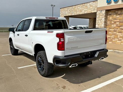 New 2026 Chevrolet Silverado 1500 Custom Trail Boss w/ LPO, Dark Essentials Package image 3