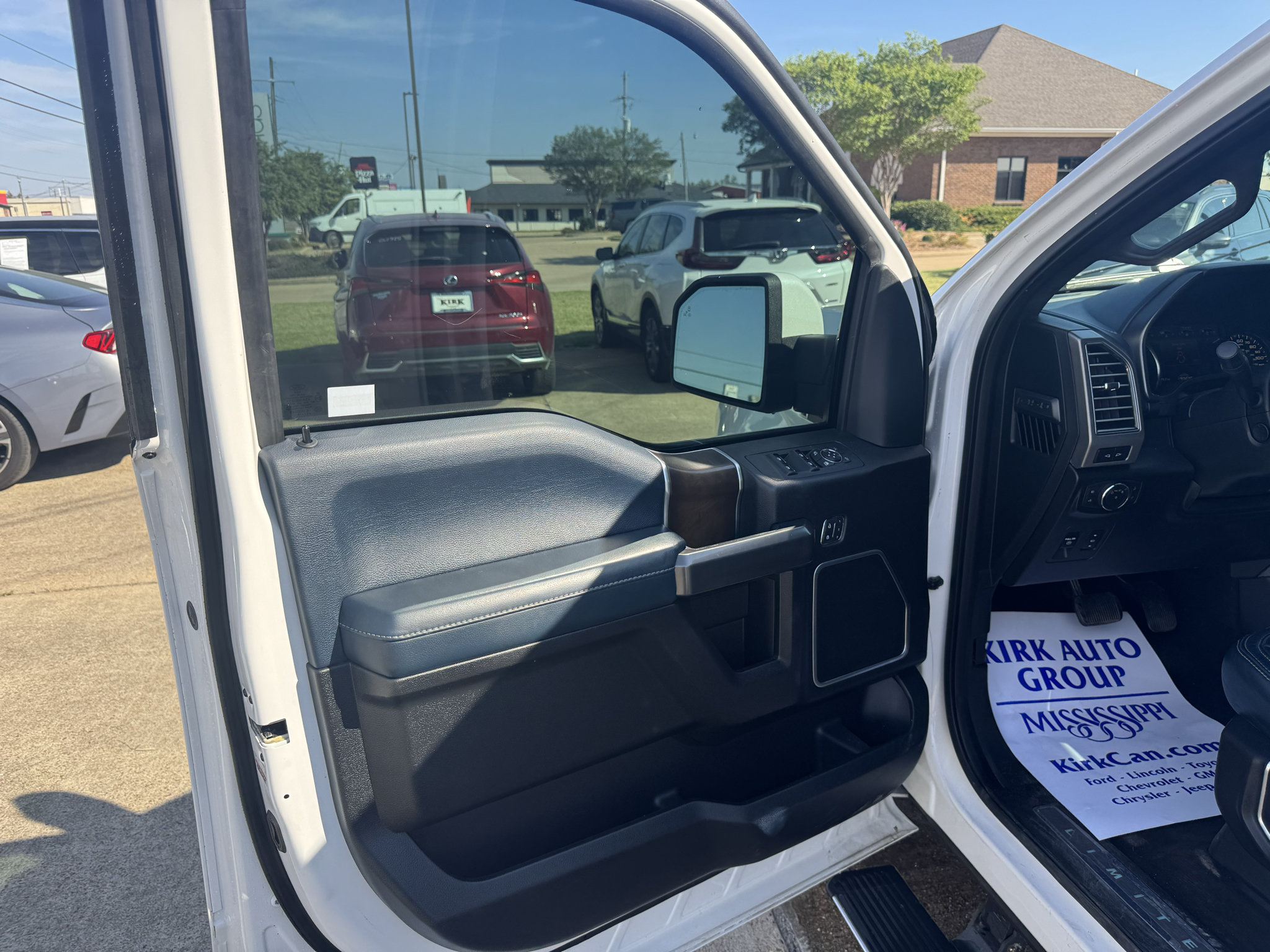 Used 2018 Ford F150 Limited AWD/4WD image 15