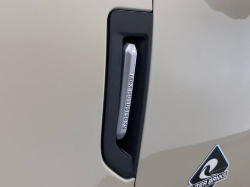 New 2025 Ford Bronco Sport Outer Banks w/ Sasquatch Outer Banks Package AWD/4WD image 17