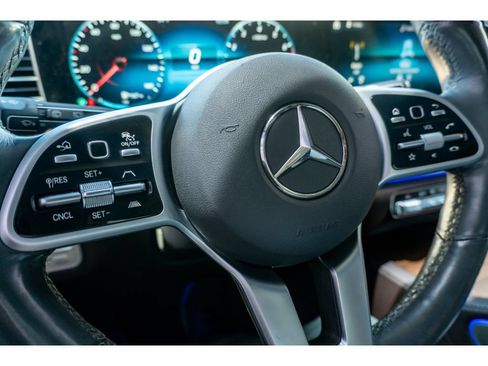 Used 2020 Mercedes-Benz GLS 450 4MATIC image 34