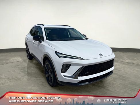 New 2025 Buick Envision Sport Touring image 7