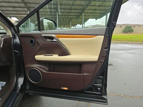 Used 2017 Lexus RX 350 FWD w/ Premium Package image 32