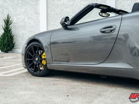 Used 2013 Porsche 911 Carrera S image 21