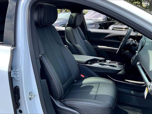 New 2026 Cadillac Lyriq Luxury w/ LPO, Floor Liner Package RWD image 19