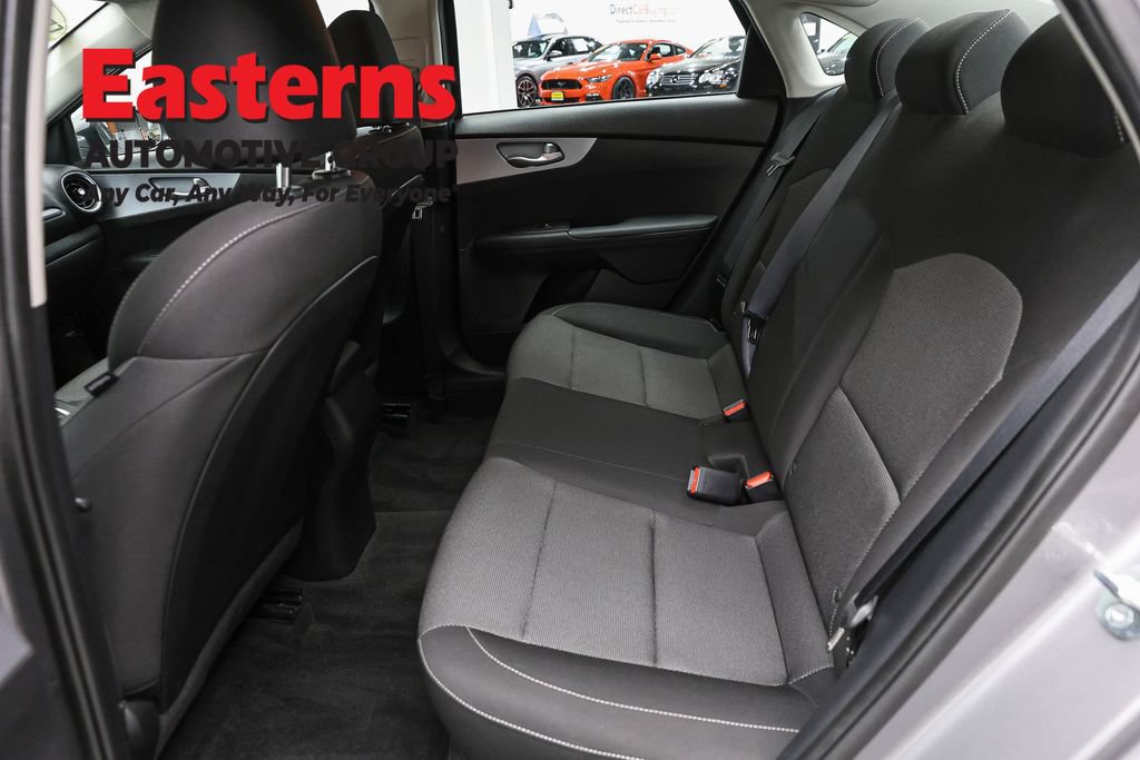 Used 2023 Kia Forte LXS w/ LXS Technology Package FWD image 22