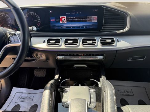 Used 2024 Mercedes-Benz GLE 450e GLE 450e 4MATIC image 18