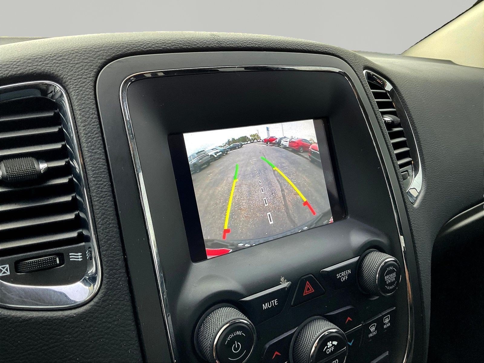 Used 2018 Dodge Durango SXT w/ 3rd Row Seating Group RWD image 14