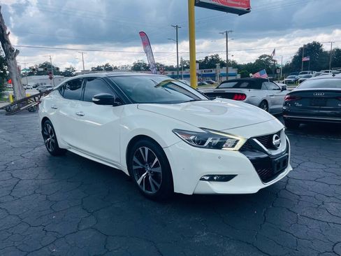 Used 2017 Nissan Maxima 3.5 SL FWD image 2