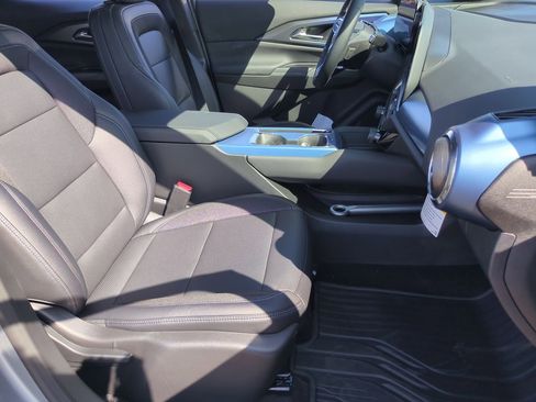 New 2026 Chevrolet Equinox EV LT w/ LPO, All-Weather Mat Package image 26