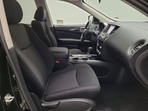 Used 2020 Nissan Pathfinder S FWD image 21