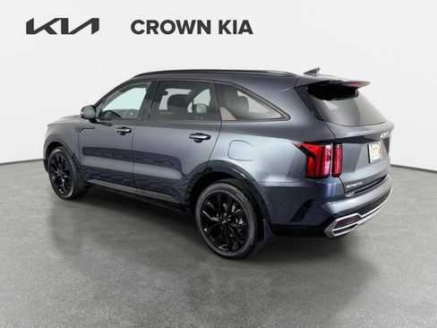 Certified 2023 Kia Sorento SX FWD image 7