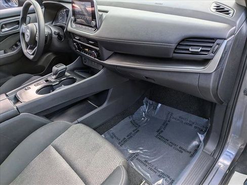 Used 2024 Nissan Rogue SV FWD image 20