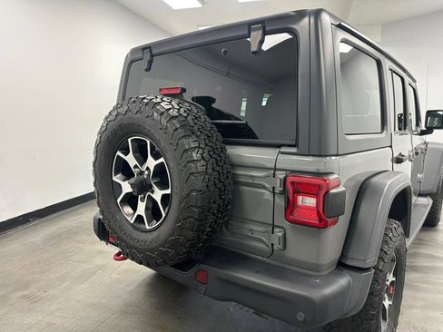 Used 2019 Jeep Wrangler Unlimited Rubicon image 16
