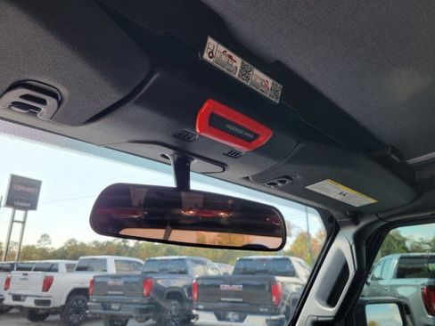 Used 2023 Jeep Wrangler Sport image 24