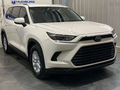 Used 2024 Toyota Grand Highlander FWD