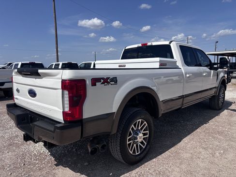 Used 2017 Ford F350 King Ranch w/ King Ranch Ultimate Package AWD/4WD image 7