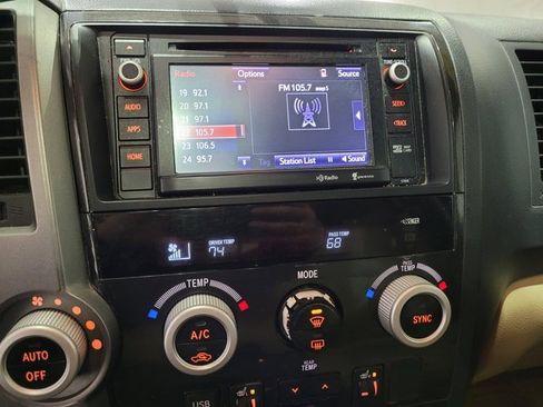 Used 2015 Toyota Sequoia SR5 image 24