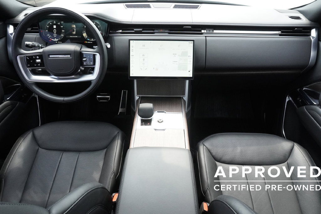 Used 2025 Land Rover Range Rover Long Wheelbase SE AWD/4WD image 9