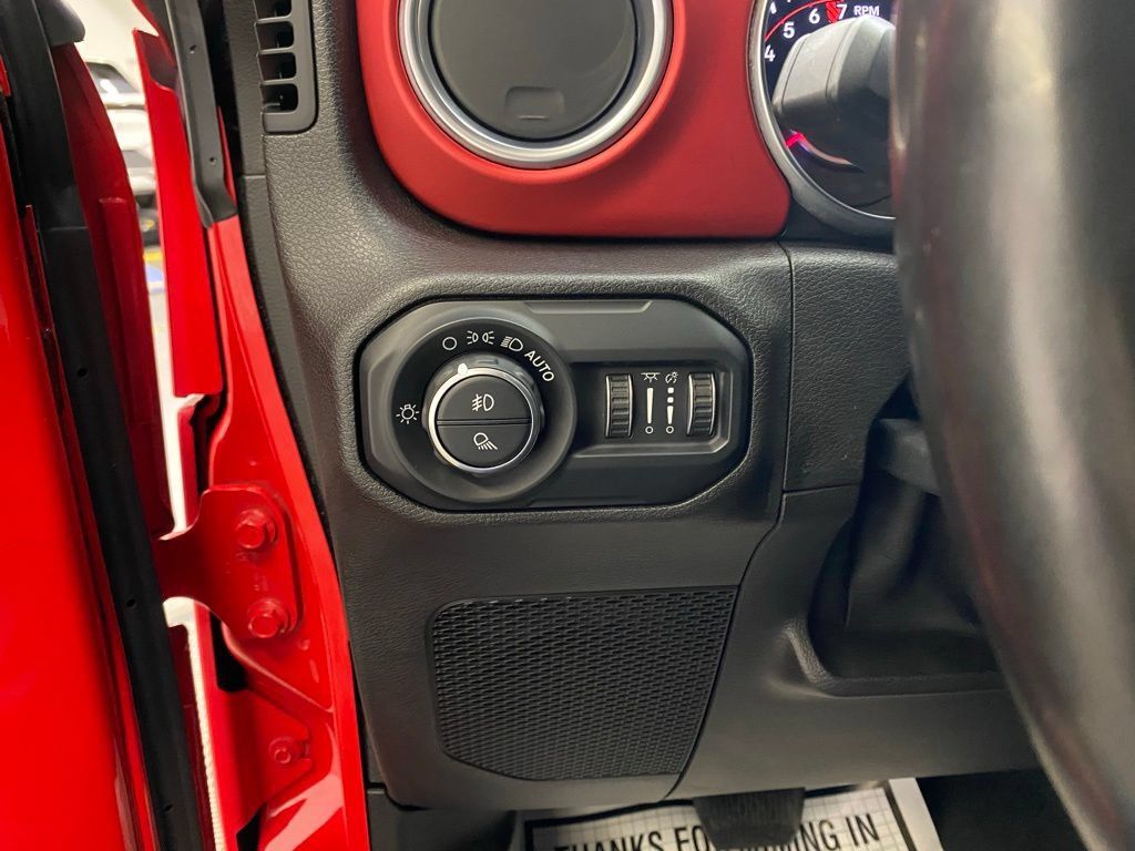 Used 2020 Jeep Gladiator Rubicon w/ Safety Group AWD/4WD image 20