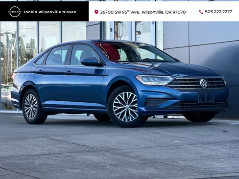 Used 2021 Volkswagen Jetta SE image 1