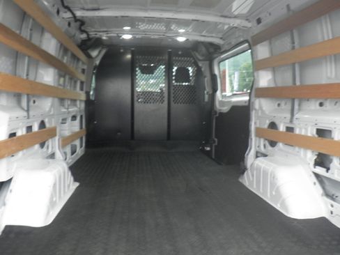 Used 2023 Ford Transit 250 Low Roof w/ Exterior Upgrade Package RWD image 18