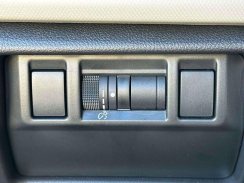 Certified 2025 Subaru Forester image 16