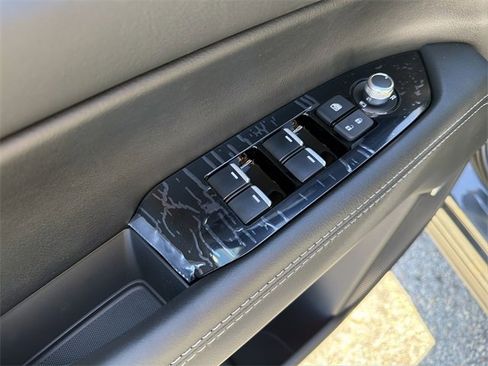 New 2025 MAZDA CX-5 AWD 2.5 S w/ Premium Plus Pkg image 13