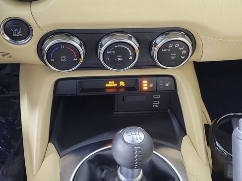 New 2025 MAZDA MX-5 Miata Grand Touring w/ Weather Package image 21