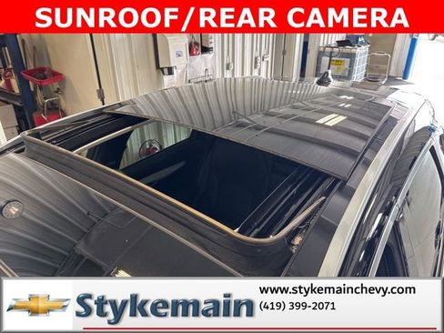 Used 2019 INFINITI QX50 Pure AWD/4WD image 2