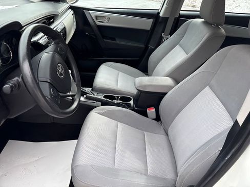 Used 2015 Toyota Corolla L image 9
