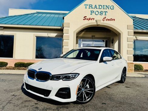 Used 2019 BMW 330i Sedan w/ M Sport Package image 21