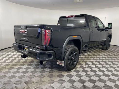 New 2026 GMC Sierra 3500 AT4 w/ AT4 Premium Plus Package AWD/4WD image 9
