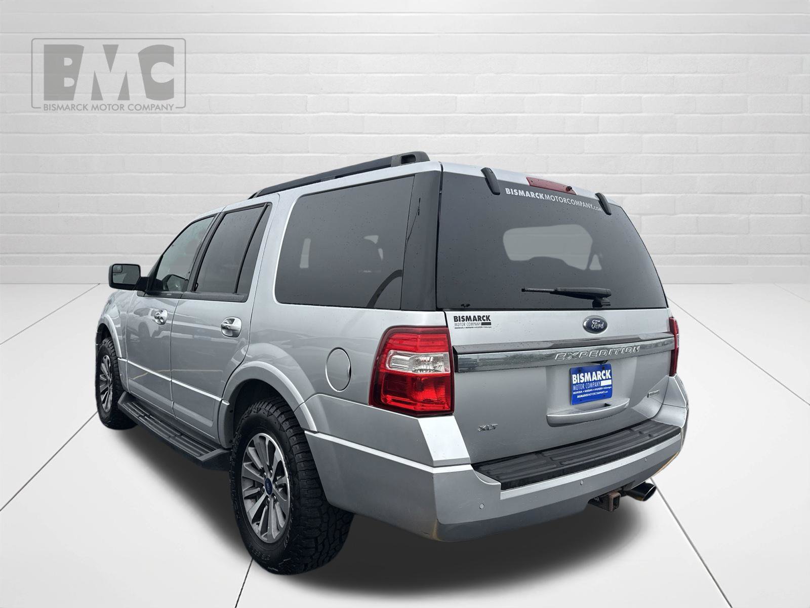 Used 2017 Ford Expedition XLT AWD/4WD image 4