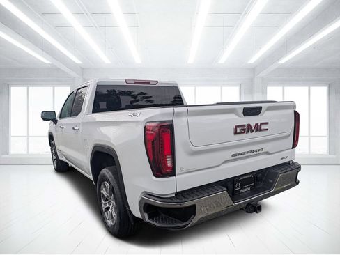 Used 2025 GMC Sierra 1500 SLT AWD/4WD image 5