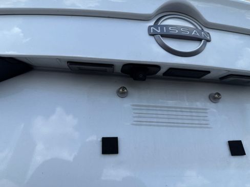 Used 2025 Nissan Sentra SR FWD image 16