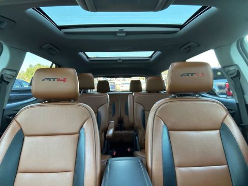 Used 2020 GMC Acadia AT4 image 16