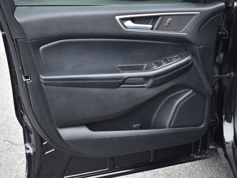 Used 2023 Ford Edge SEL image 14