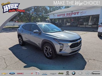 Used 2025 Chevrolet Trax LT w/ LT Convenience Package