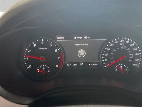 Used 2019 Kia Stinger GT1 image 16