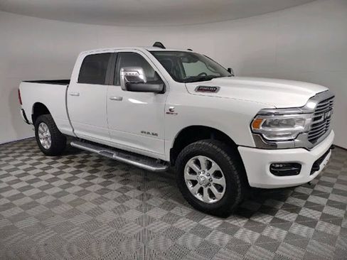 Used 2023 RAM 2500 Laramie AWD/4WD image 8