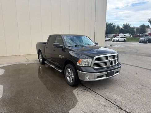 Used 2019 RAM 1500 Big Horn AWD/4WD image 2