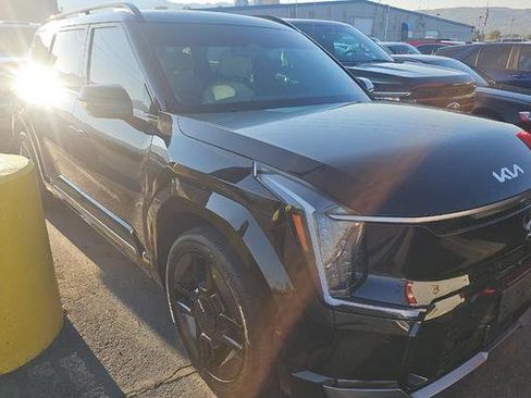 Used 2024 Kia EV9 GT-Line image 2