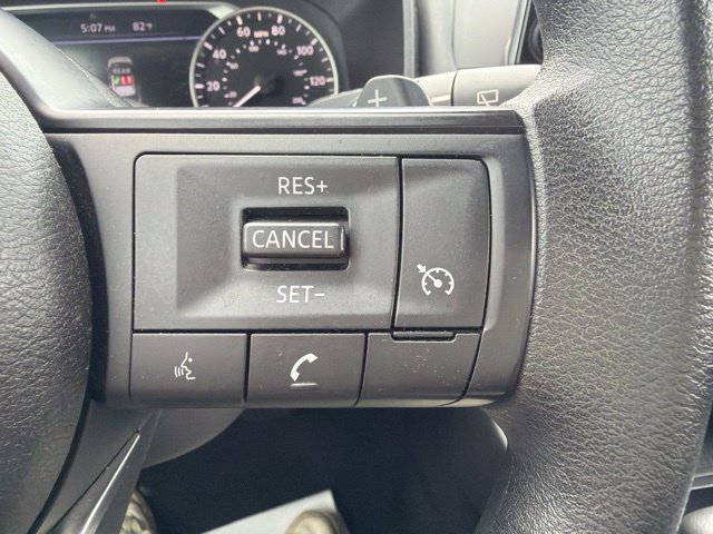 Used 2023 Nissan Rogue S FWD image 32