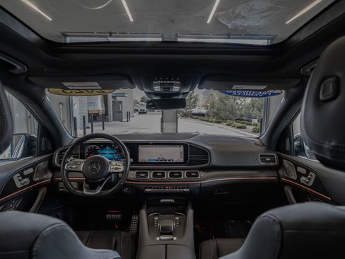 Certified 2023 Mercedes-Benz GLS 580 4MATIC image 27