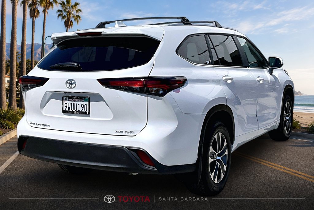 Certified 2026 Toyota Highlander XLE AWD/4WD image 5