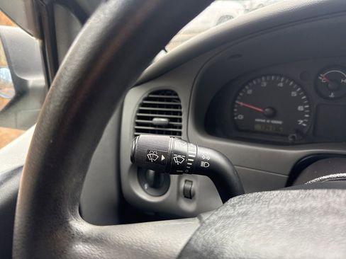 Used 2011 Ford Ranger XLT image 18