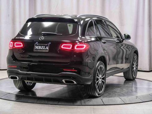 Certified 2022 Mercedes-Benz GLC 300 image 4