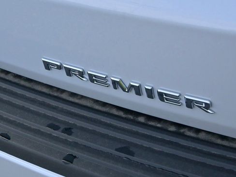 Used 2026 Chevrolet Suburban Premier w/ Sun And Tow Package image 18